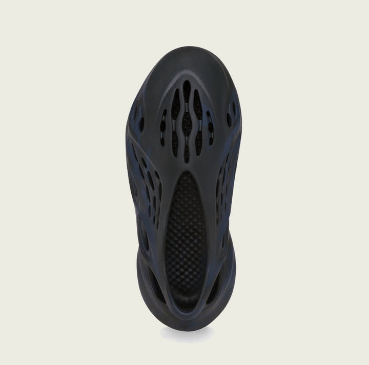adidas Yeezy Foam RNNR ‘Mineral Blue’