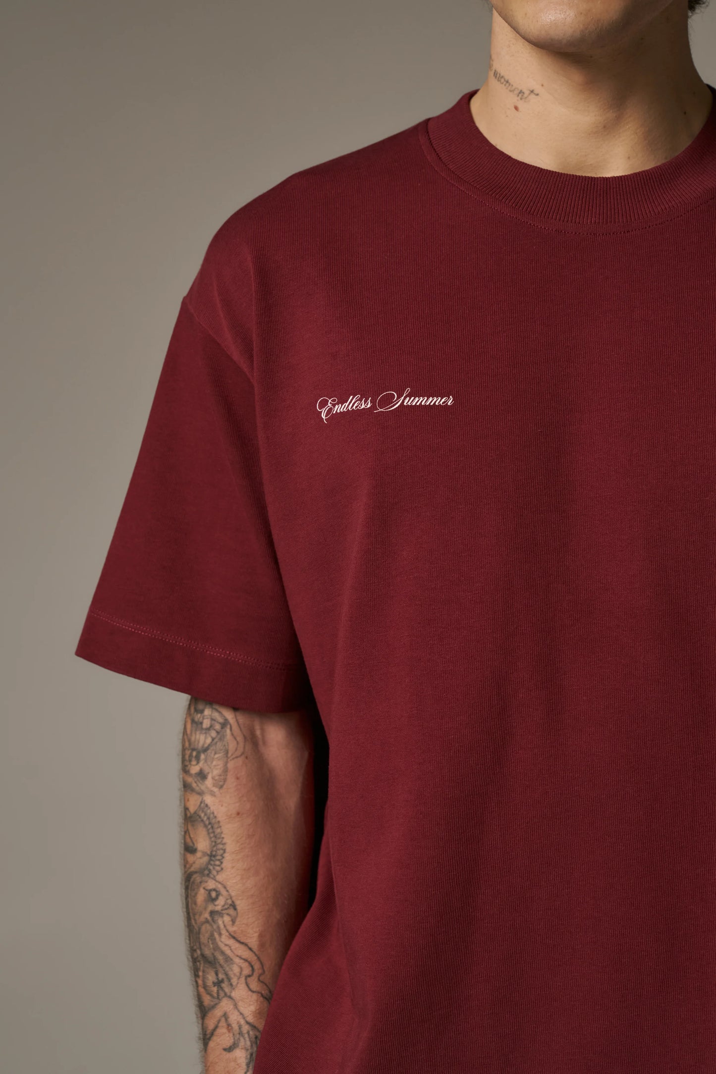 ENDLESS SUMMER GRAPHIC T-SHIRT BURGUNDY