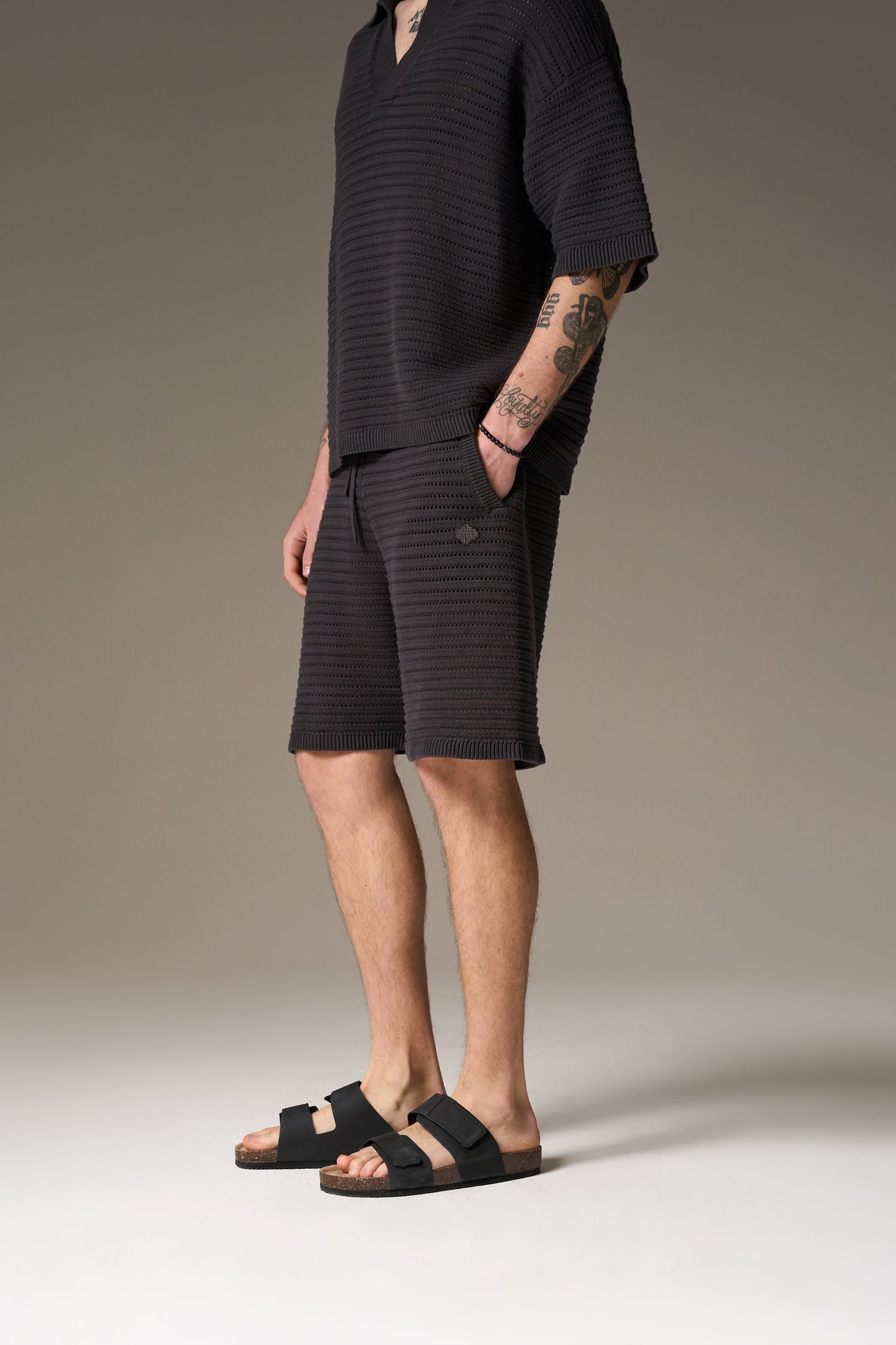 KNITTED SHORTS CHARCOAL