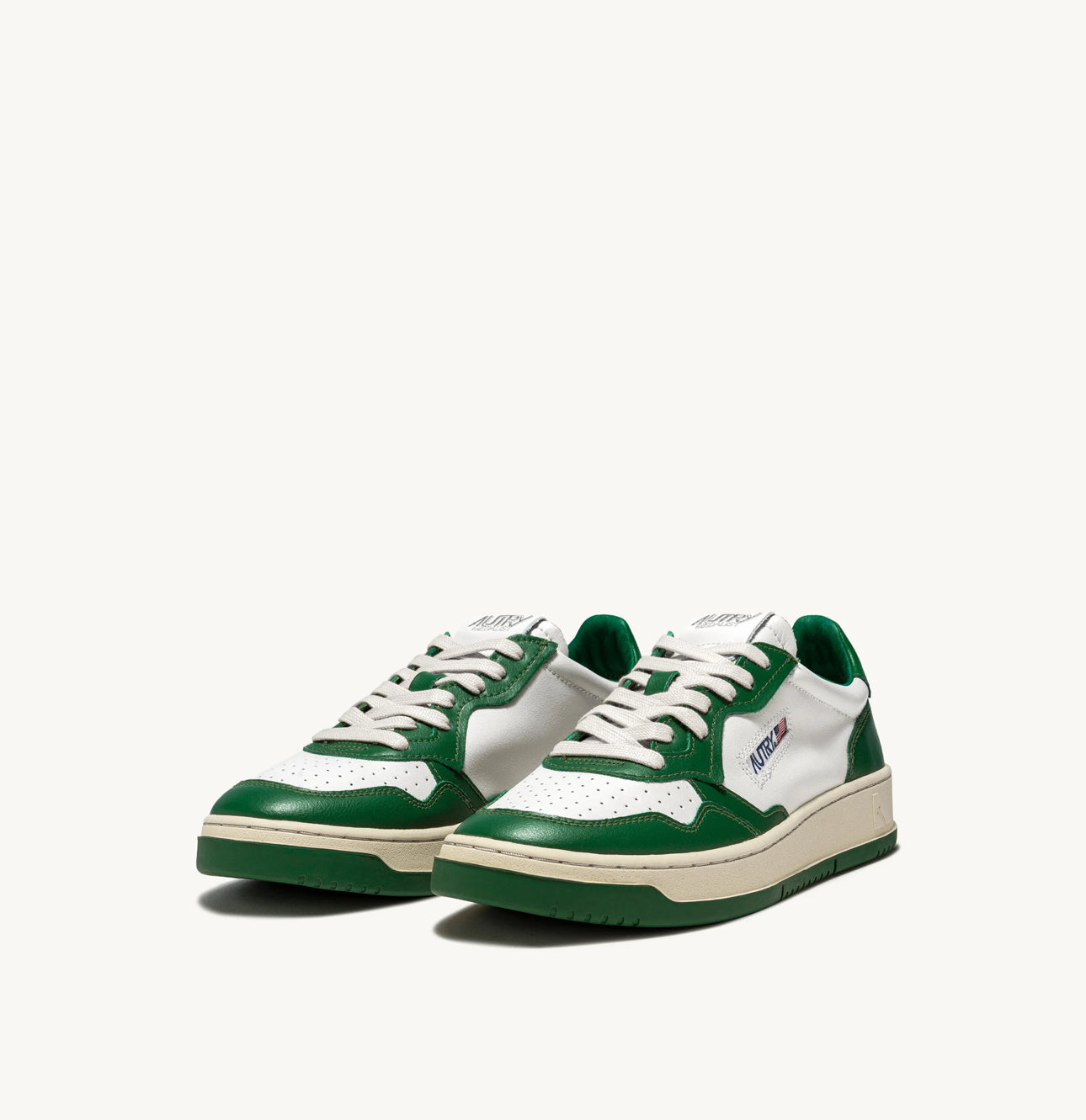 AUTRY SNEAKERS MEDALIST LOW BICOLOR SNEAKERS IN WHITE AND GREEN LEATHER
