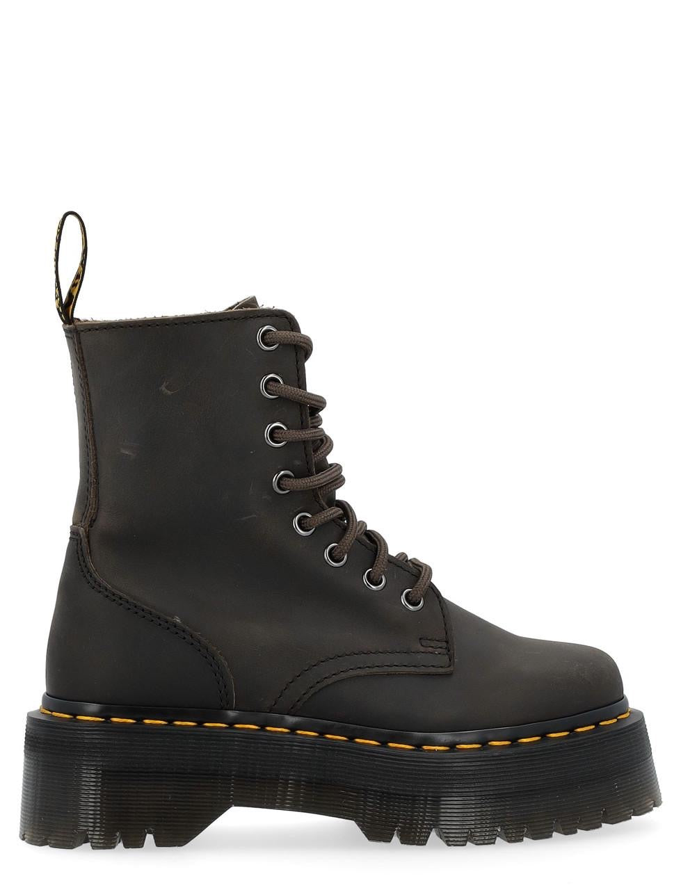 DR MARTENS