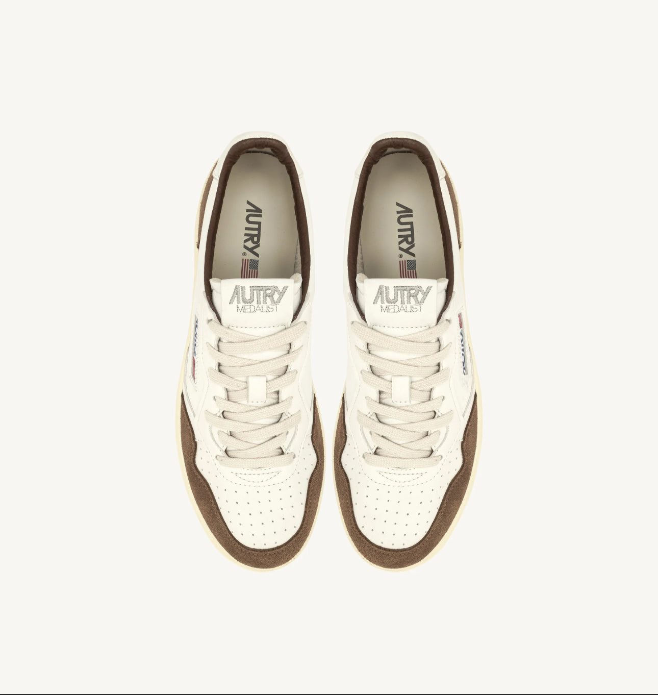 AUTRY SNEAKERS MEDALIST LOW SNEAKERS IN WHITE AND CIGAR LEATHER SUEDE