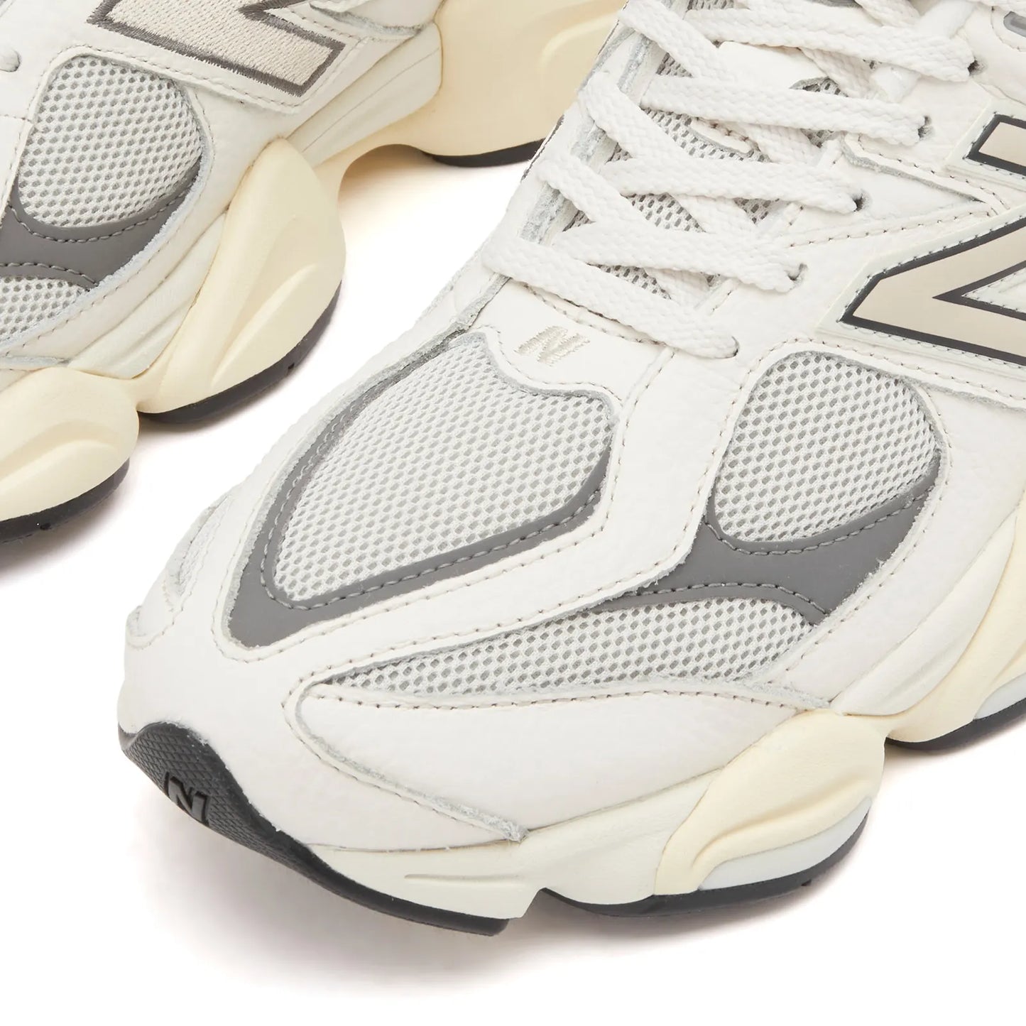 NEW BALANCE 9060AGA SNEAKER Sea Salt