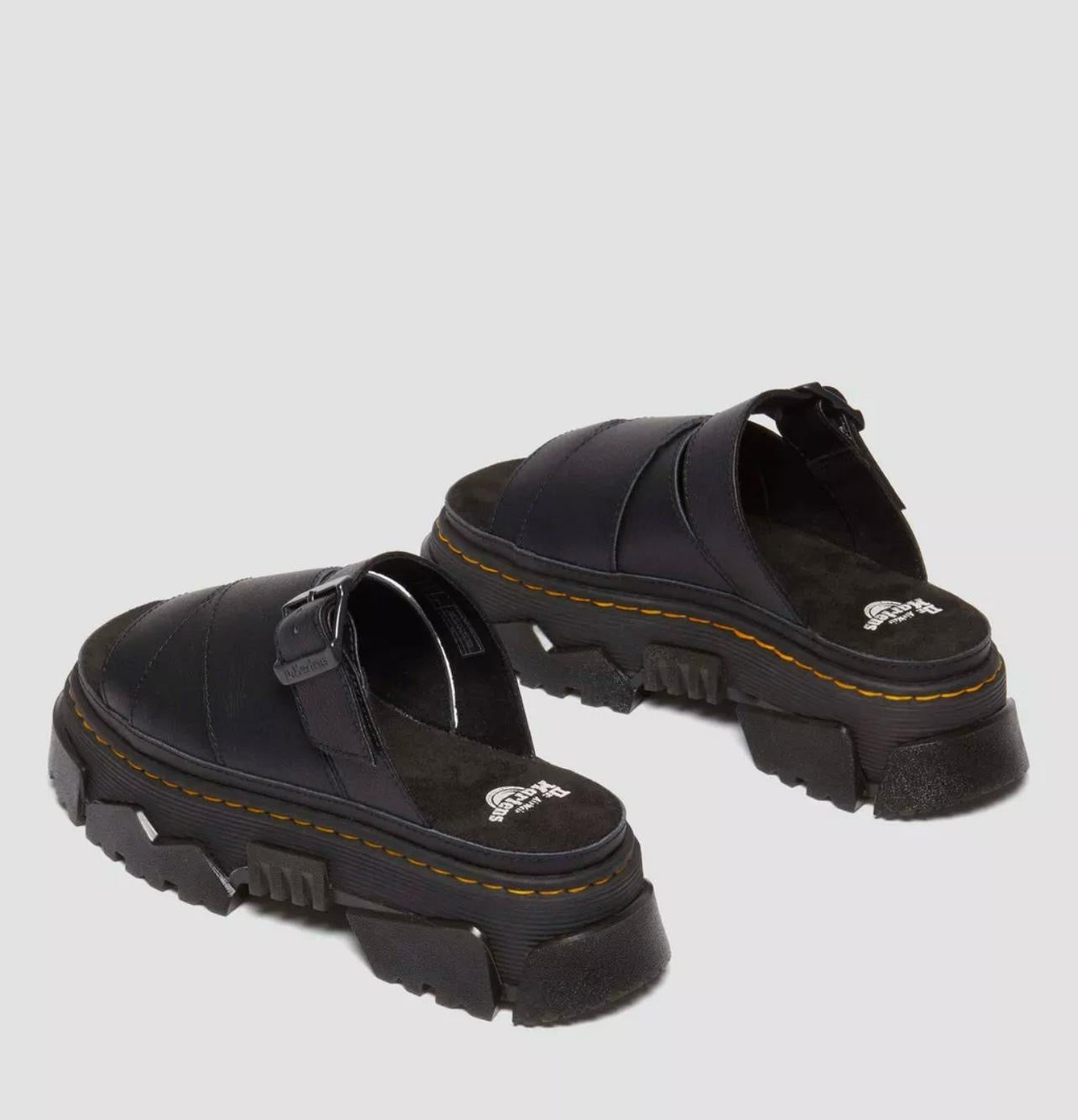 DR MARTENS