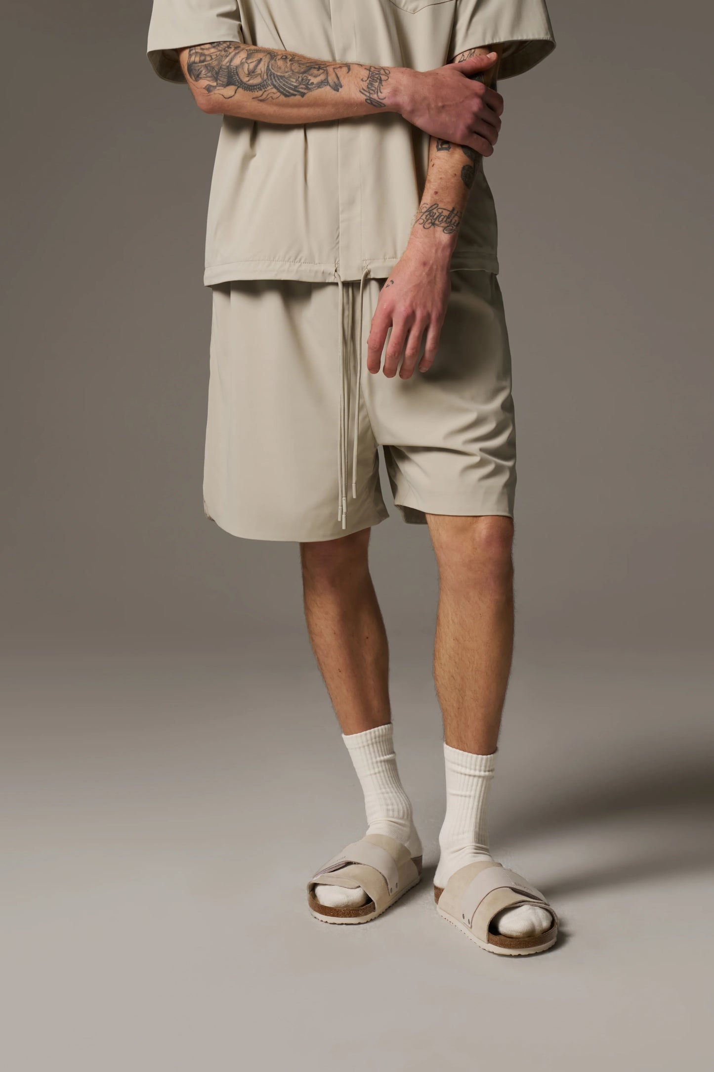 NYLON DRAWCORD SHORTS STONE