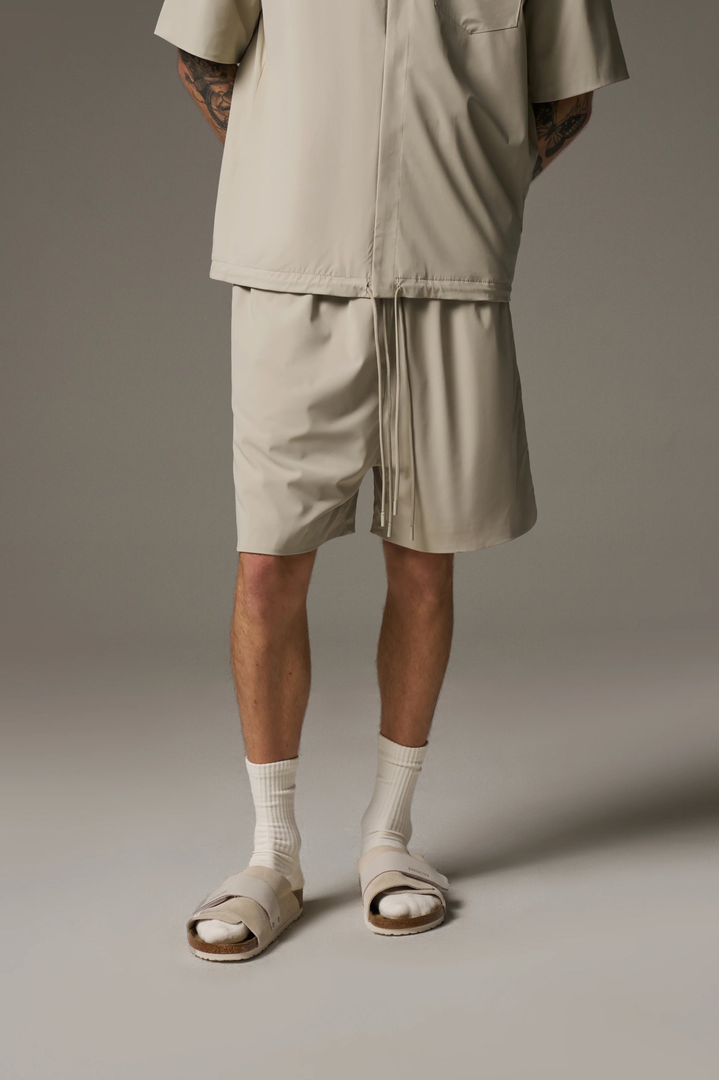 NYLON DRAWCORD SHORTS STONE