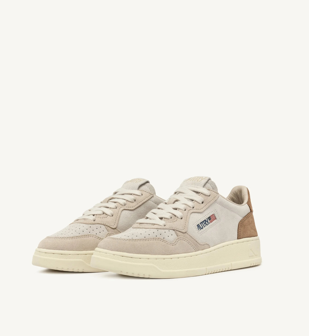 AUTRY SNEAKERS MEDALIST LOW TRICOLOR SNEAKERS IN SAND AND CIGAR SUEDE