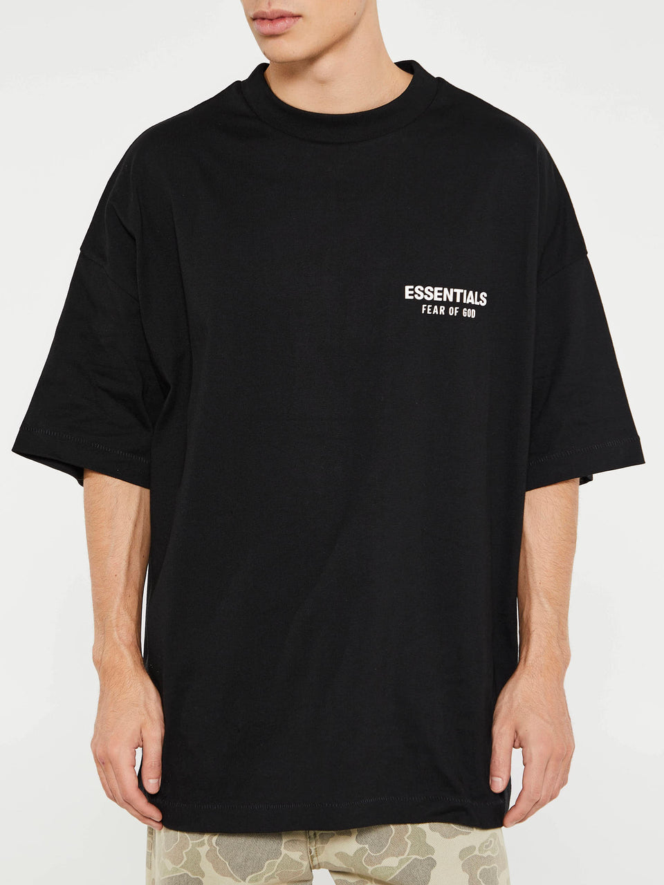 ESSENTIALS Tee