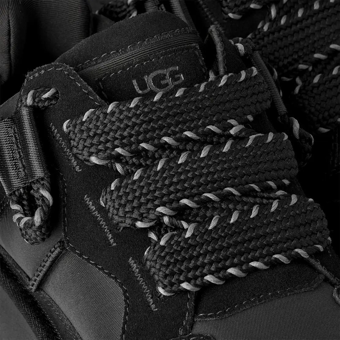 UGG Astromel Black