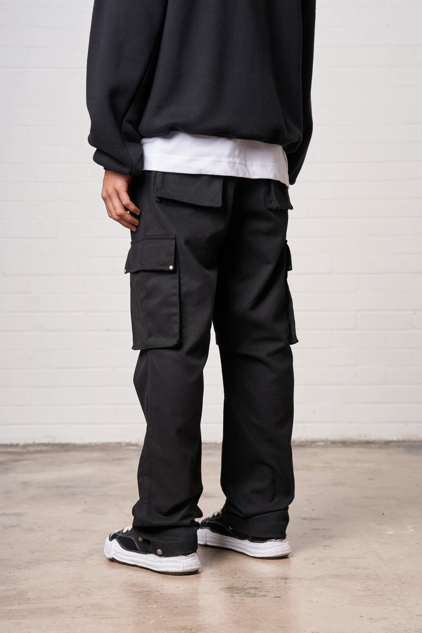 Cargo black