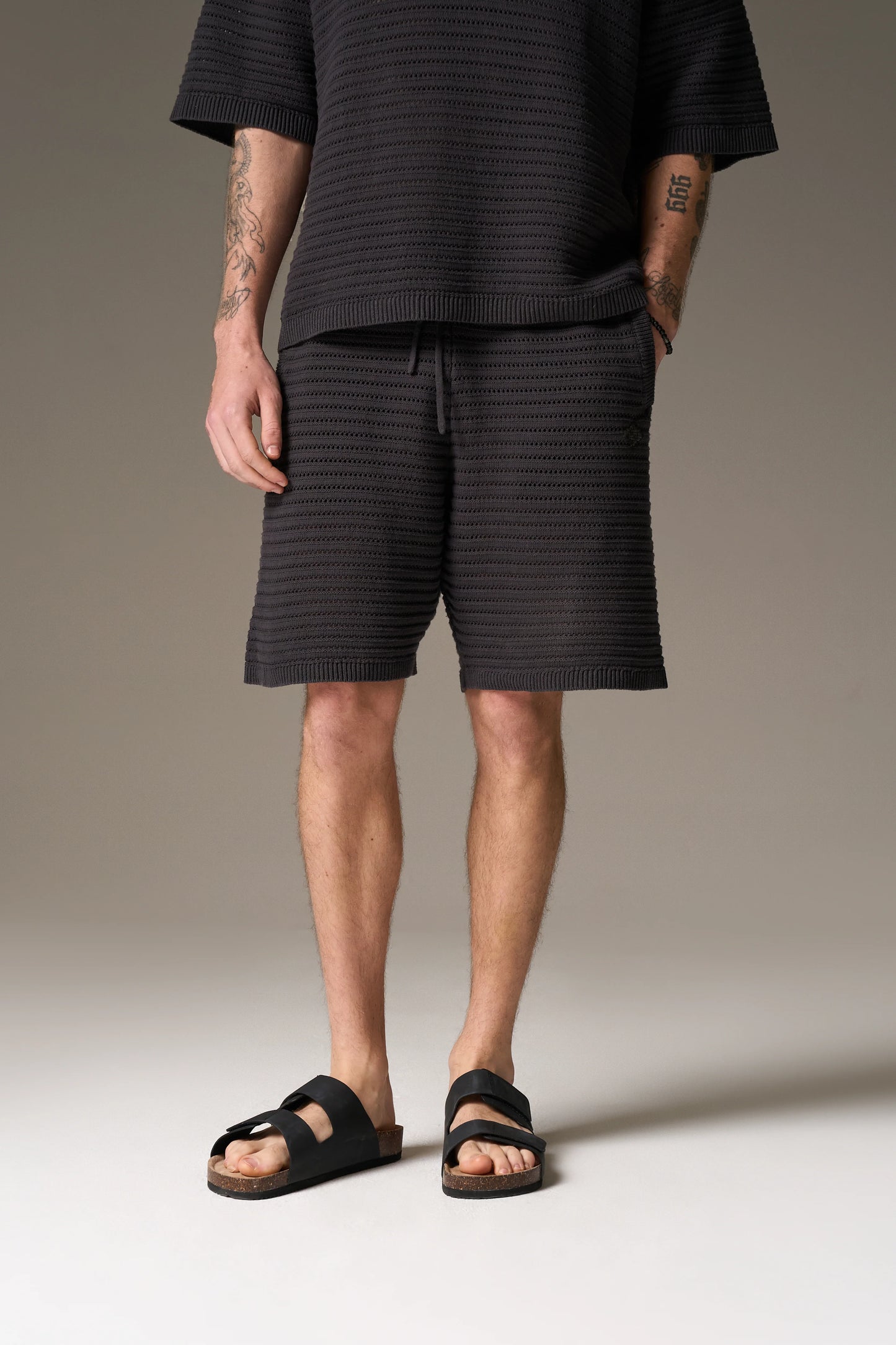 KNITTED SHORTS CHARCOAL