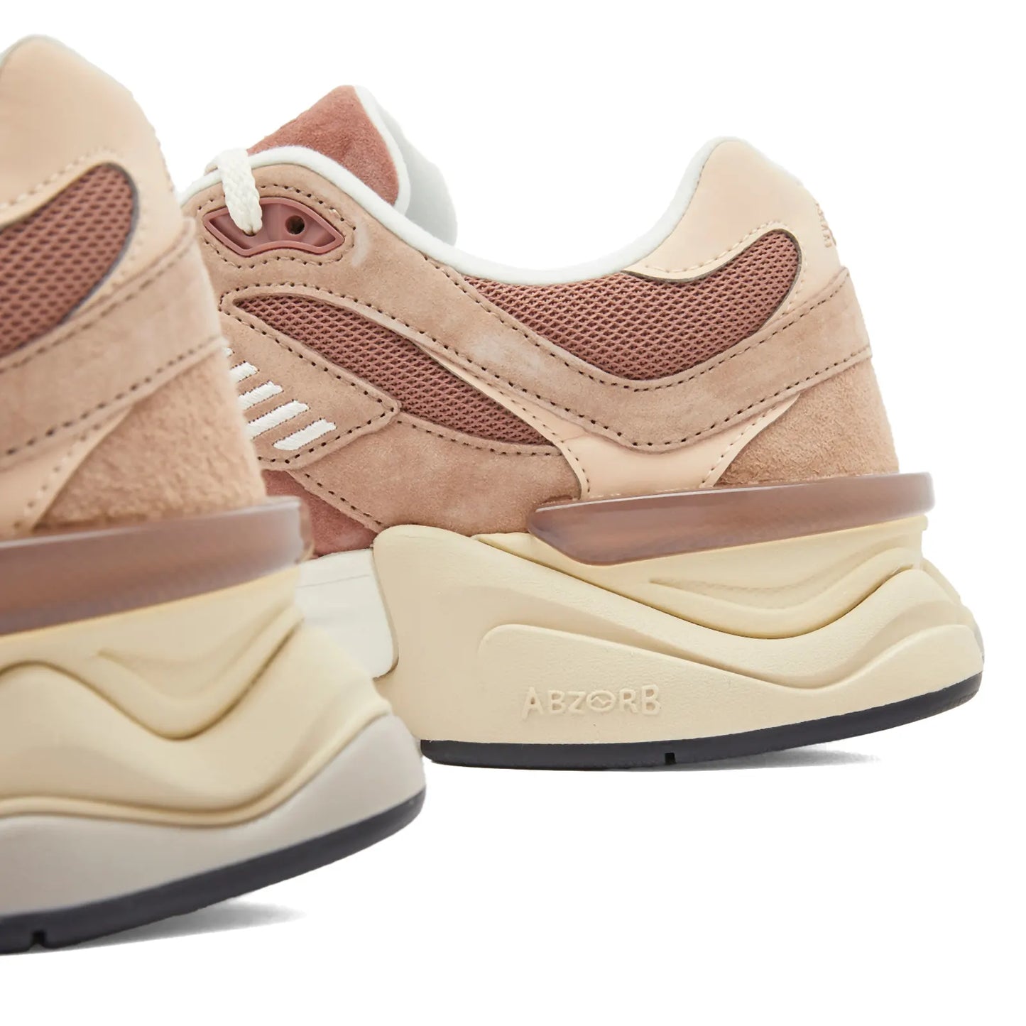 NEW BALANCE U9060EEH SNEAKERS
