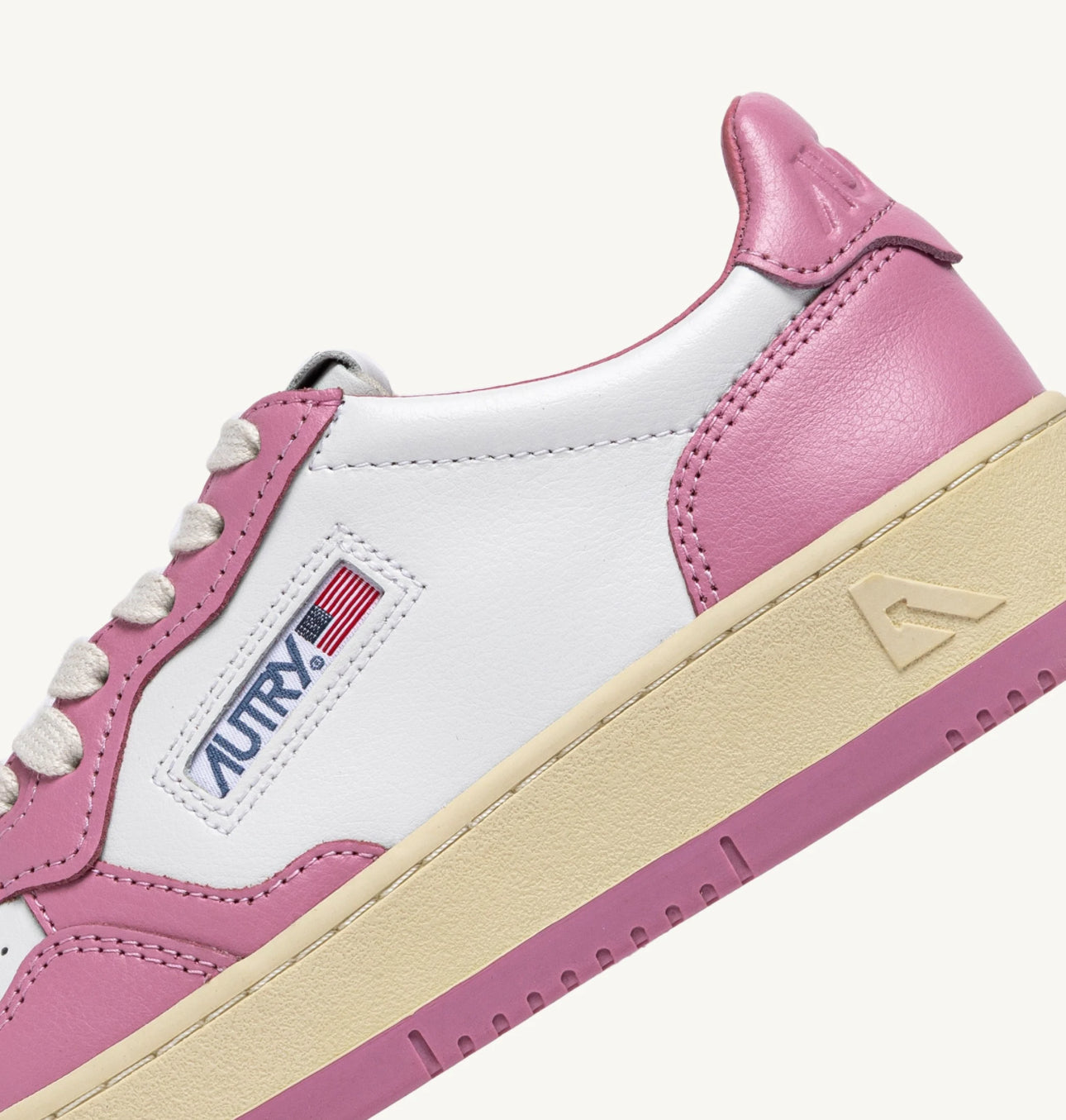 AUTRY SNEAKERS MEDALIST LOW SNEAKERS BICOLOR IN WHITE AND POLIGNAC LEATHER