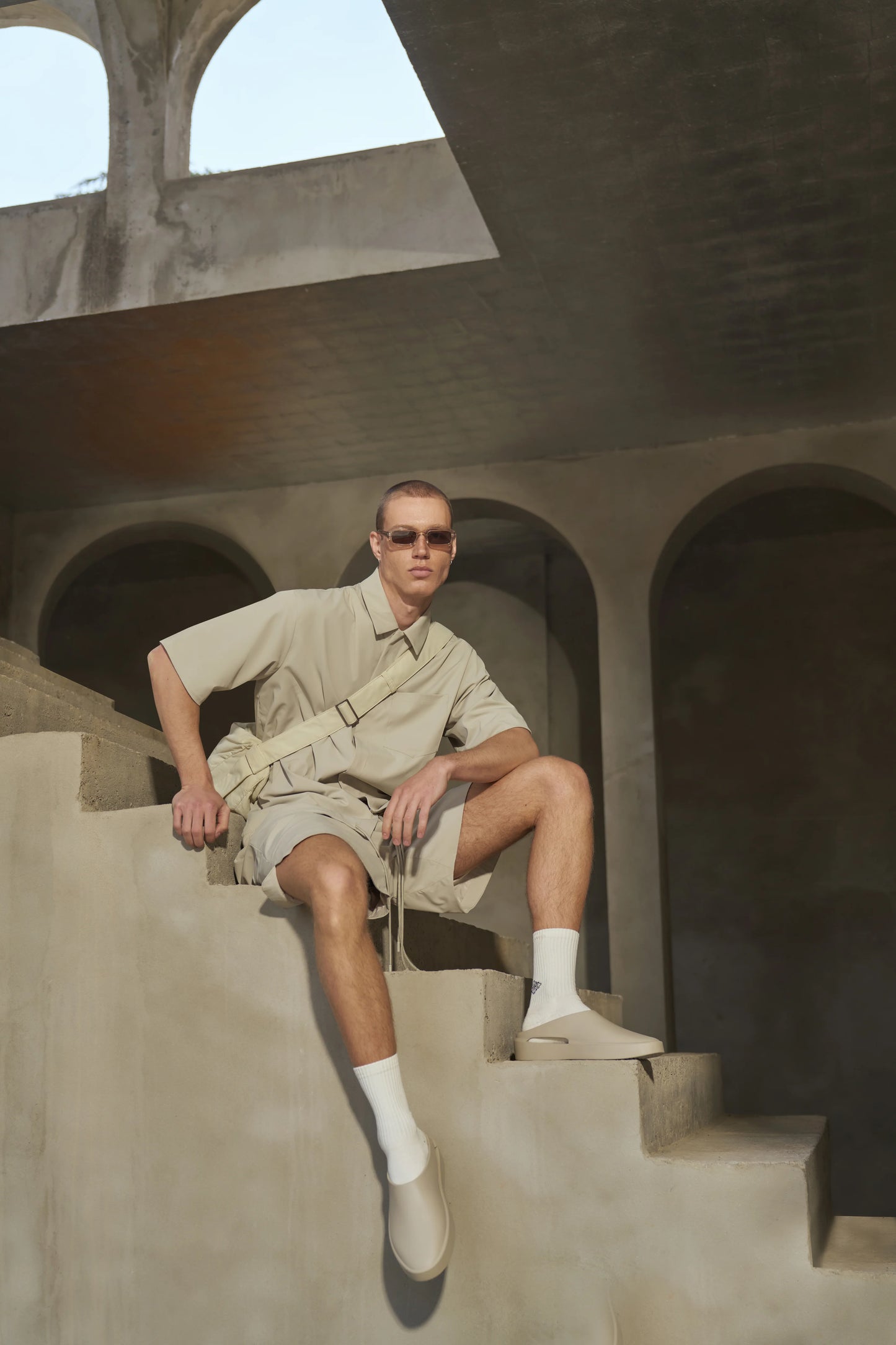 NYLON DRAWCORD SHORTS STONE