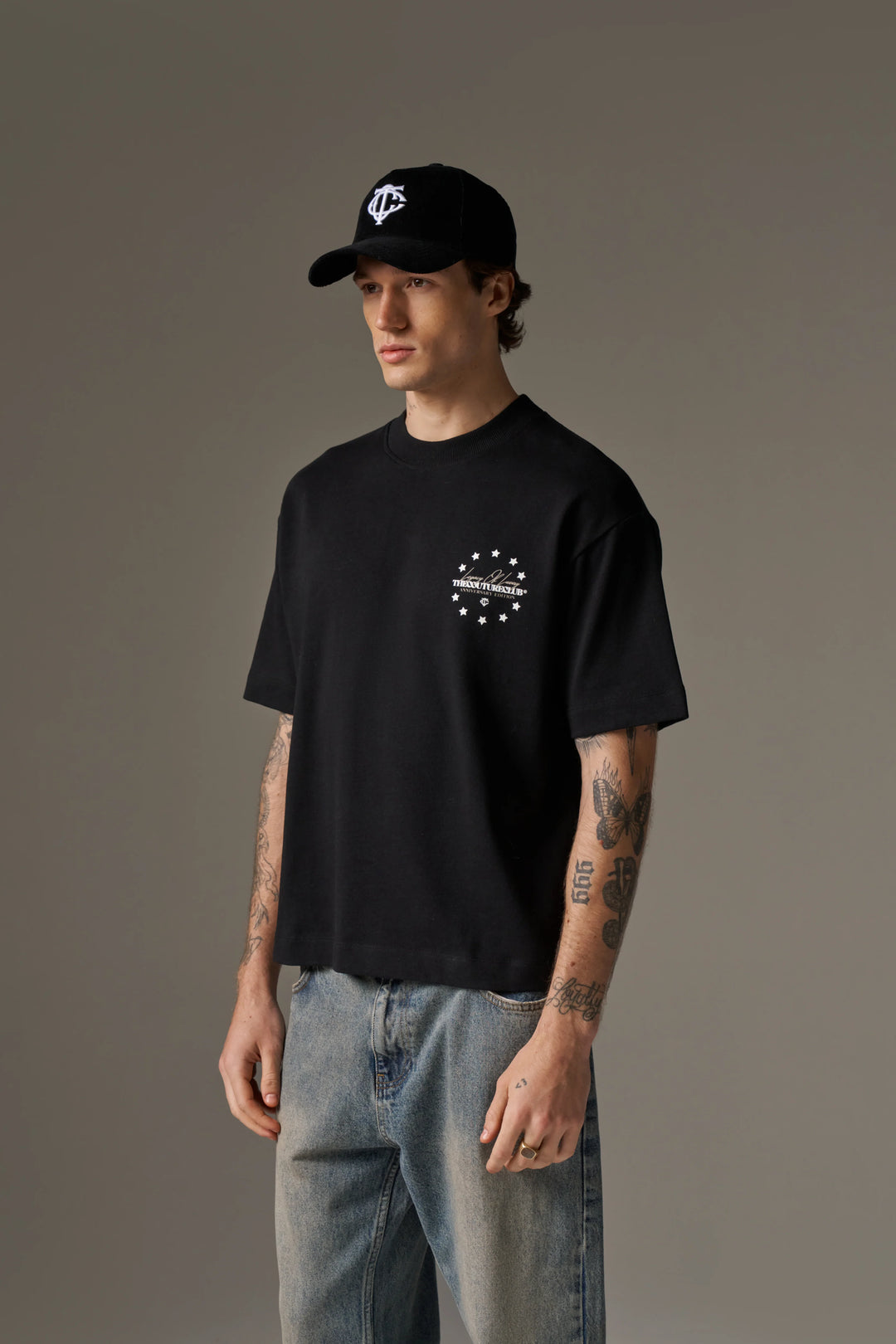 LEGACY OF LUXURY T-SHIRT BLACK