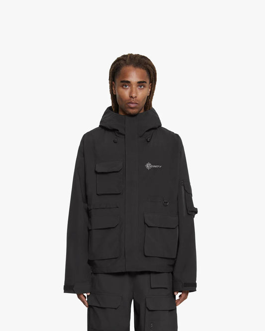 Vicinity WINDBREAKER BLACK