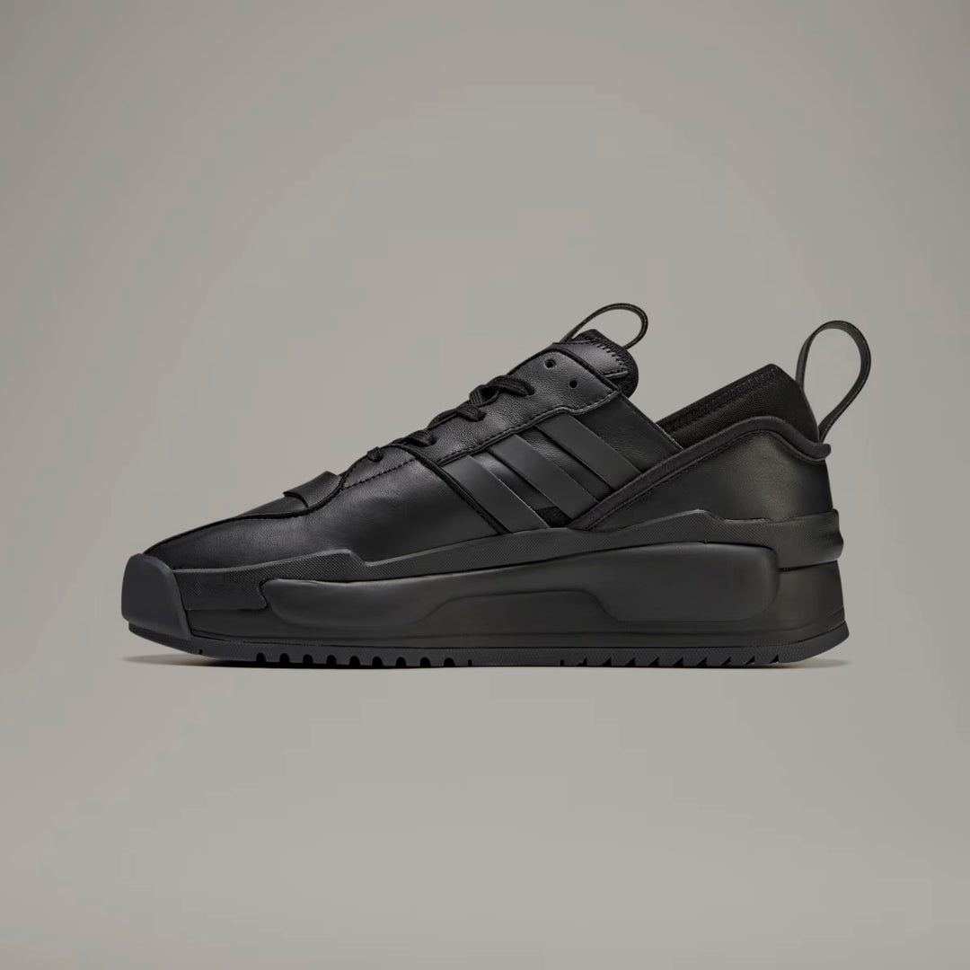 Y-3 RIVALRY TRIPLE BLACK