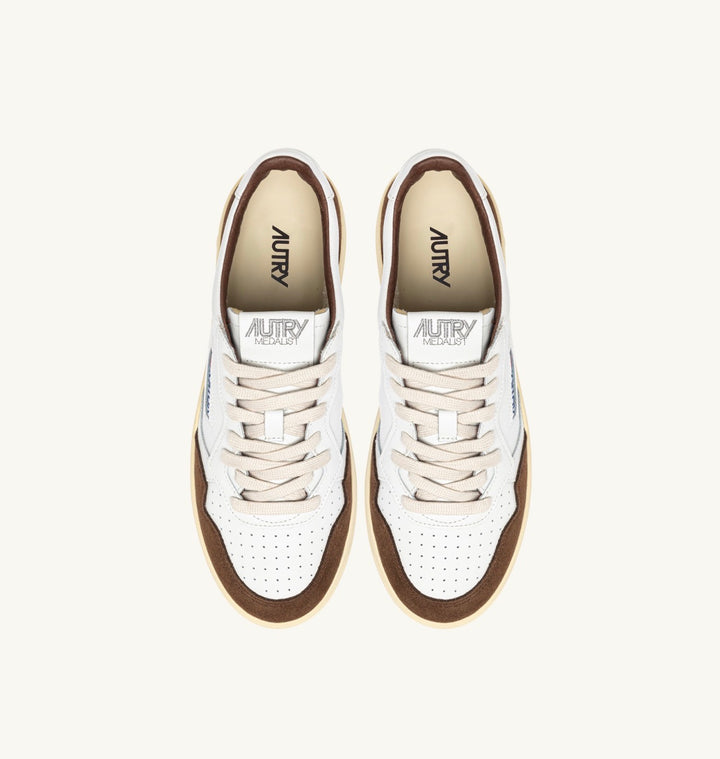 AUTRY SNEAKERS MEDALIST LOW SNEAKERS IN WHITE LEATHER AND TUNDRA SUEDE AULM - FT05