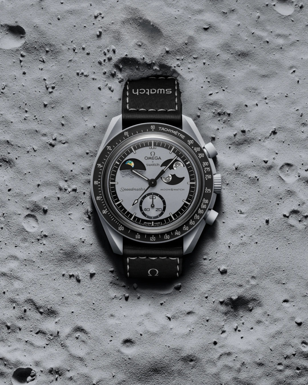 Swatch x Omega Bioceramic Mission To Earthphase SO33M700 שעון אומגה בשיתוף פעולה עם סווטש