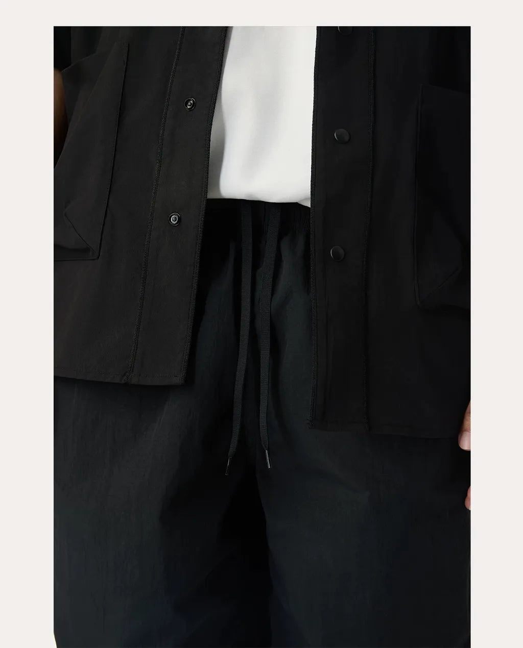 SEGUNDA+ NYLON UTILITY SHORTS BLACK