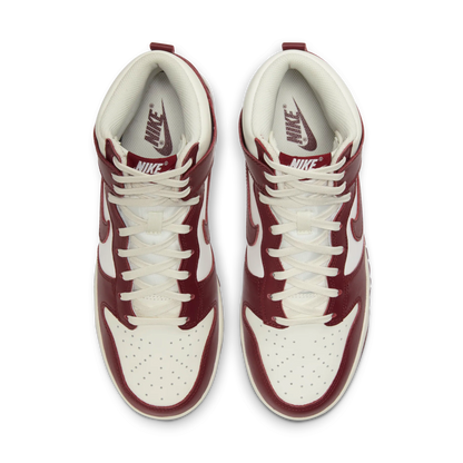 Dunk High Team Red