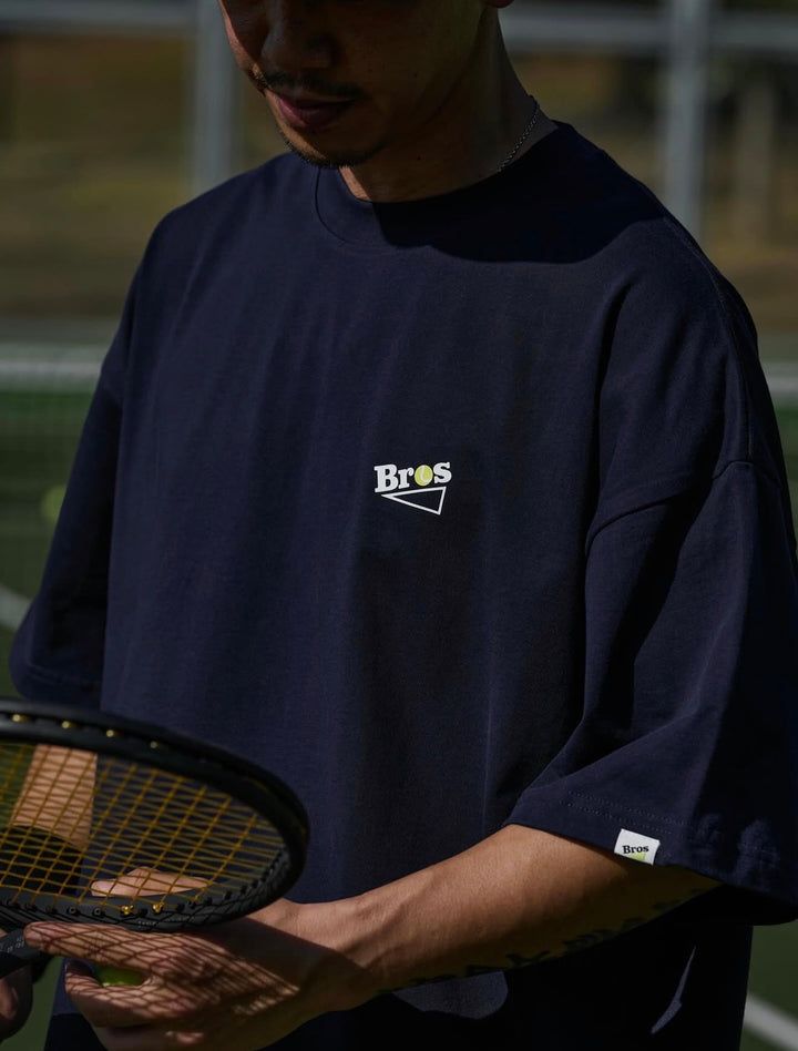 BROSHOOD TENNIS SS26 TEE NAVY