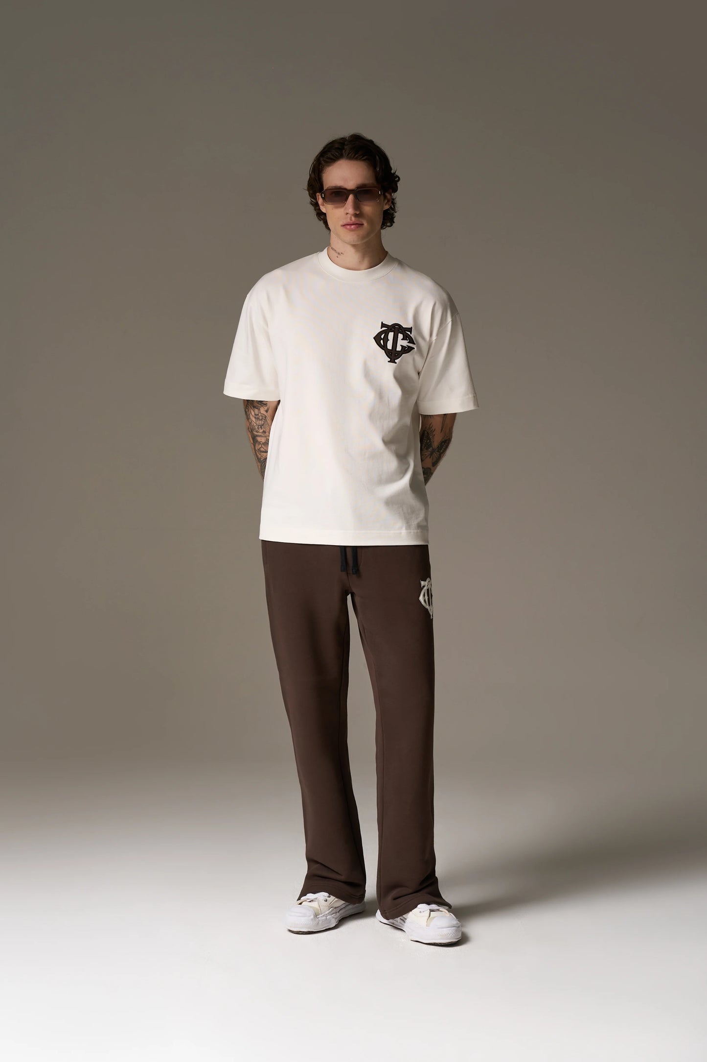 MONOGRAM EMBLEM T-SHIRT OFF WHITE