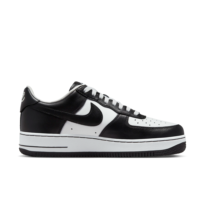 Air Force 1 x Terror Squad Blackout