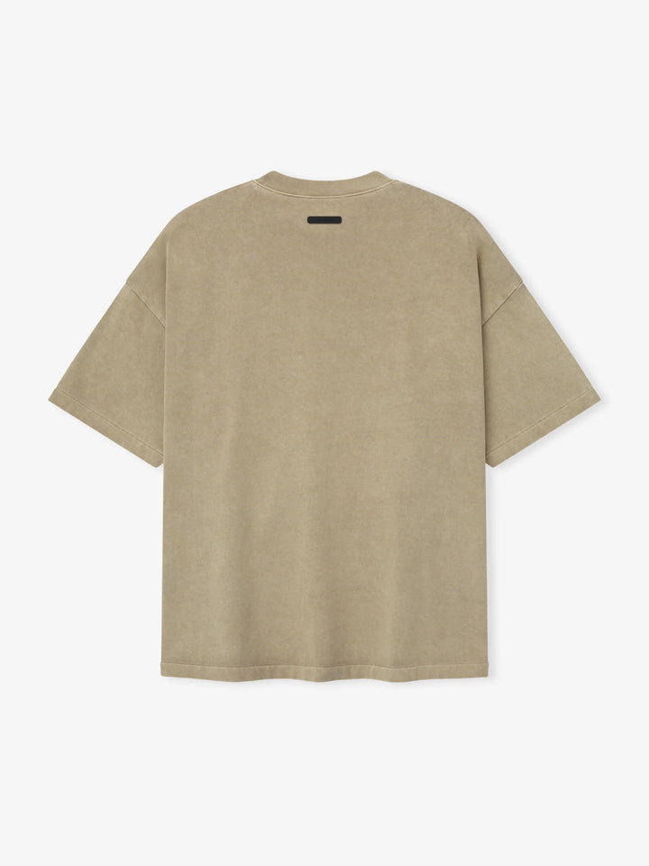 ESSENTIALS Training 90s Tee Faded Dune
