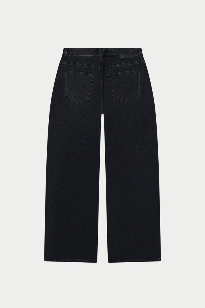 SKATER JEANS Washed Black