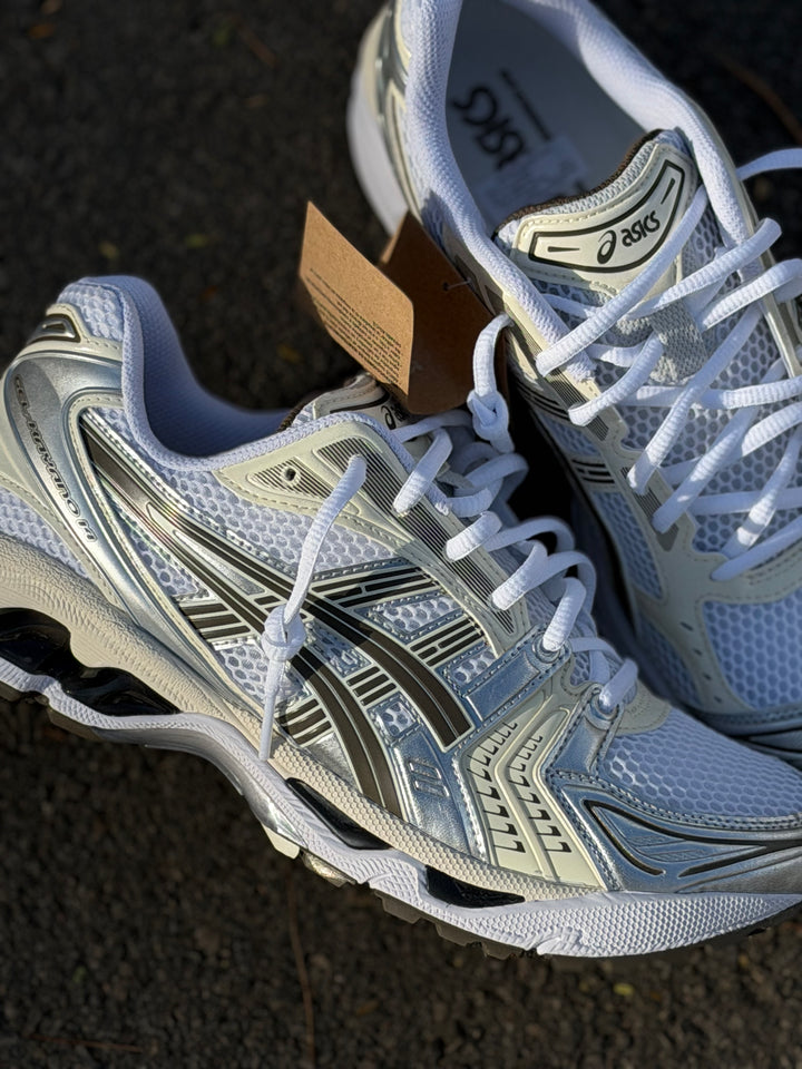 ASICS GEL KAYANO 14 WHITE \ IVORY סניקרס ג׳ל קיאנו 14