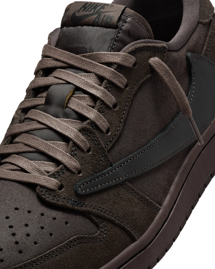 TRAVIS SCOTT X AIR JORDAN 1 LOW OG “VELVET BROWN”