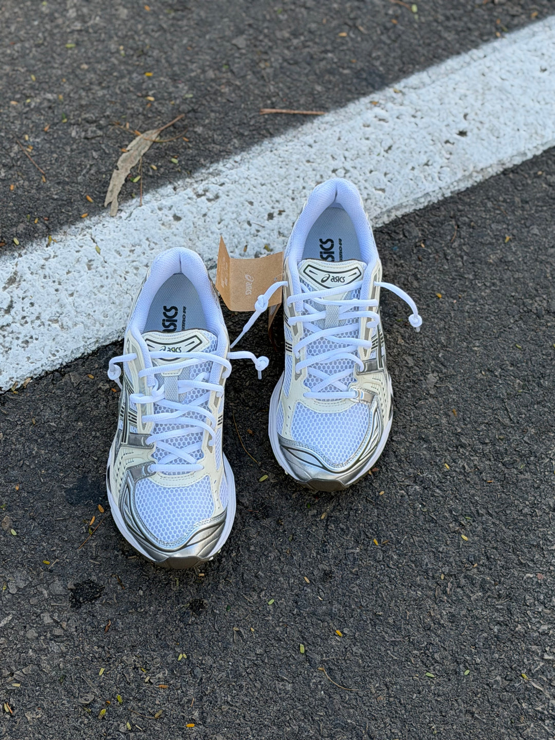 ASICS GEL KAYANO 14 WHITE \ IVORY סניקרס ג׳ל קיאנו 14