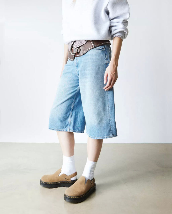 DR MARTENS