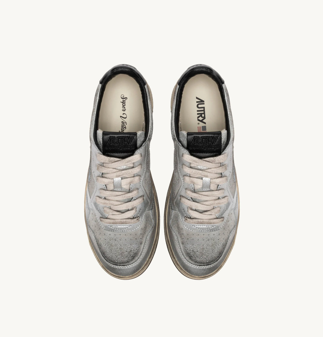 AUTRY SNEAKERS MAN MEDALIST LOW SUPER VINTAGE SNEAKERS IN SILVER AND BLACK SUEDE