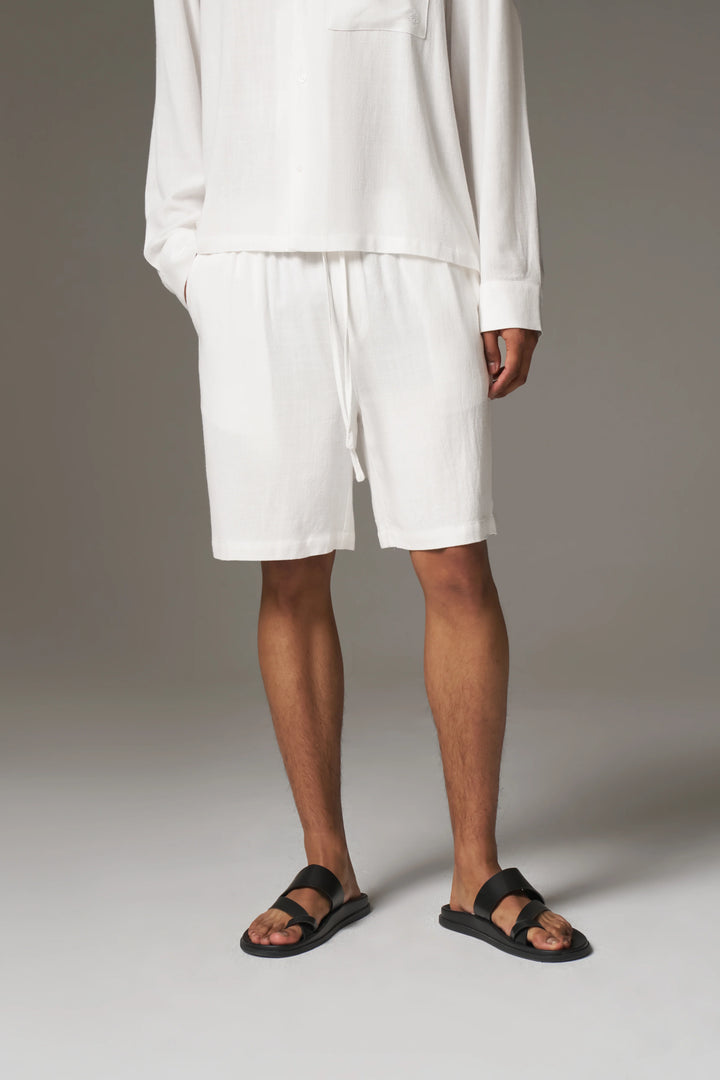TEXTURED WOVEN SHORTS WHITE