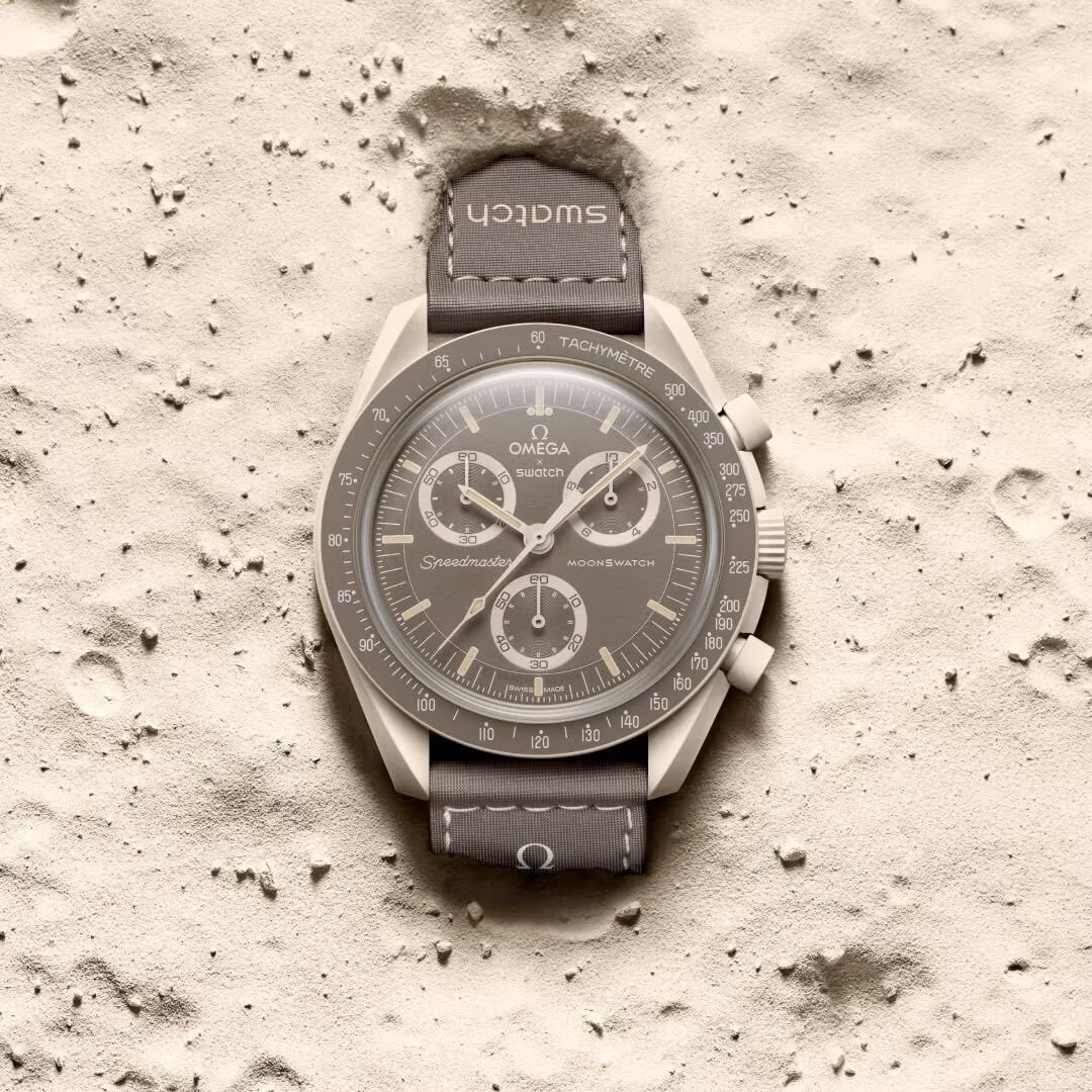 Swatch x Omega Bioceramic Moonswatch Mission On Earth Desert SO33T103 שעון אומגה בשיתוף פעולה עם סווטש