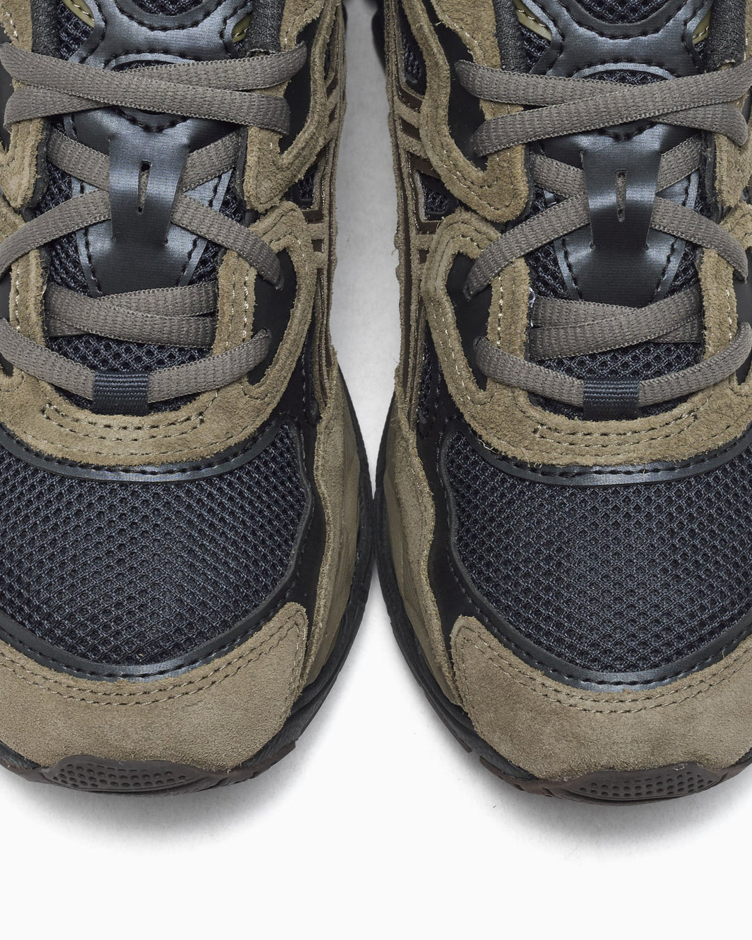 ASICS GEL-NYC סניקרס אסיקס ג׳ל ניו יורק