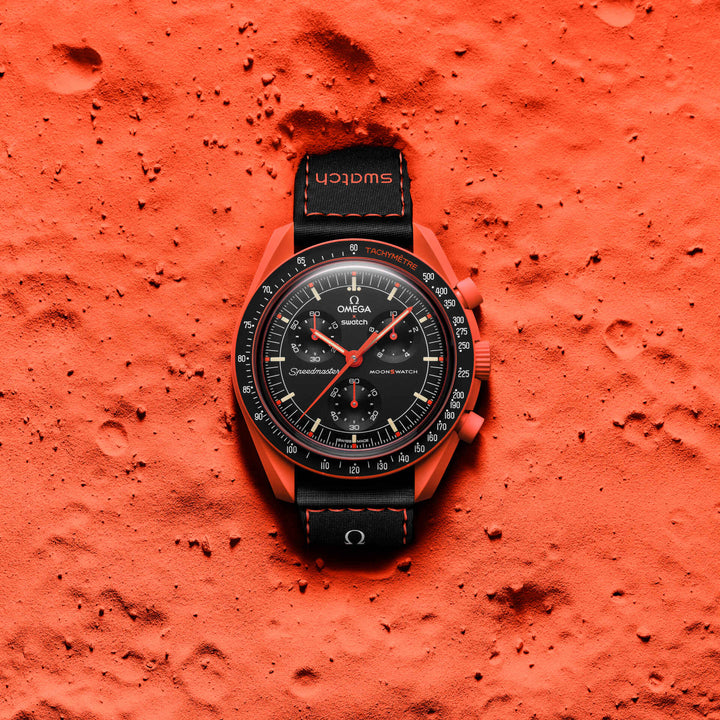 Omega X Swatch MISSION ON EARTH - LAVA שעון אומגה בשיתוף פעולה עם סווטש