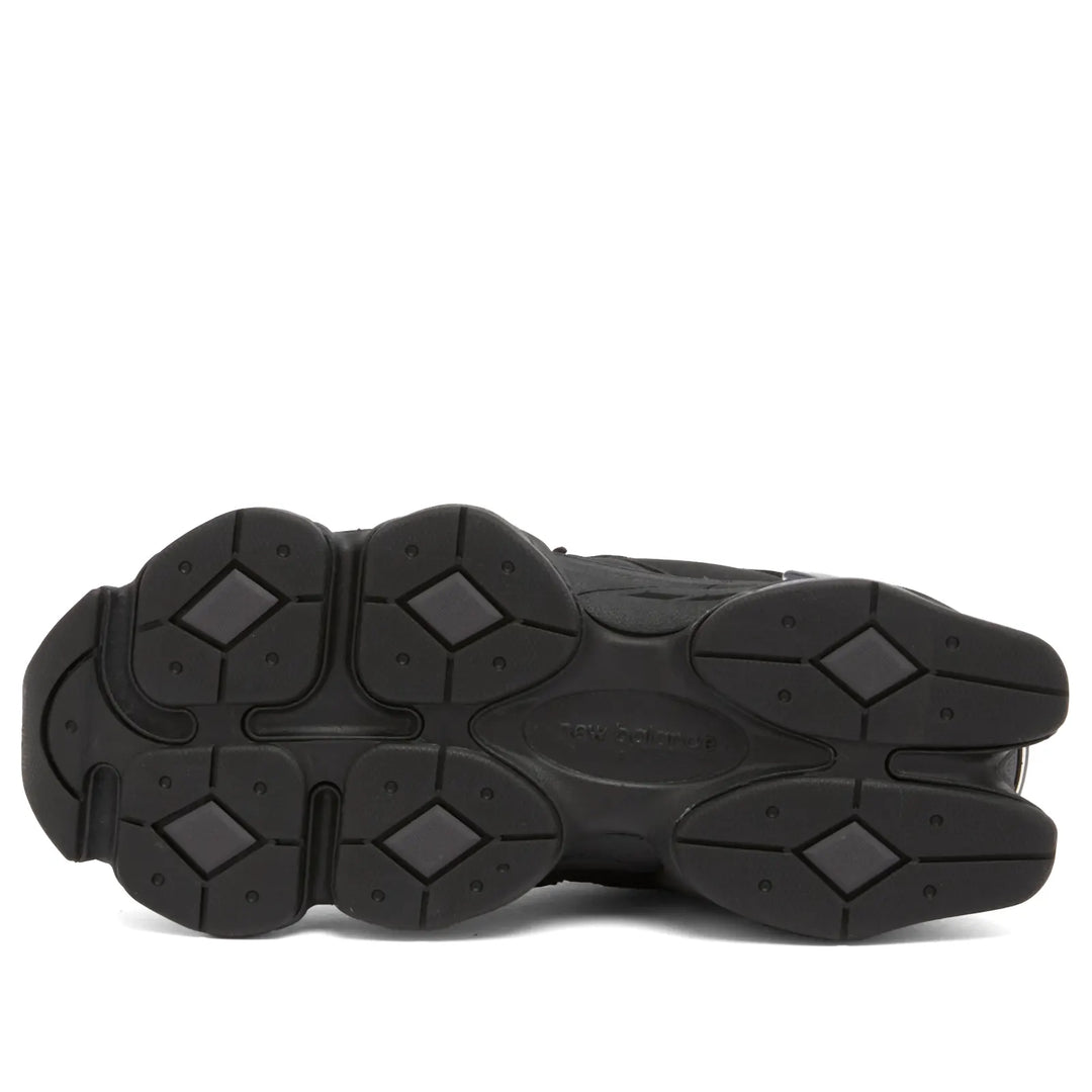 NEW BALANCE U9060ZGE SNEAKERS
BLACK