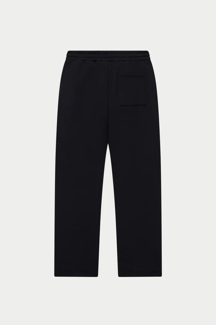 HEAVYWEIGHT MONOGRAM APPLIQUE EMBLEM JOGGERS BLACK
