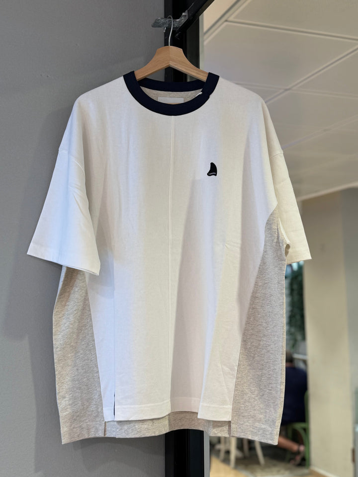 LAPRIMA LIMITED TEE WHITE & GREY