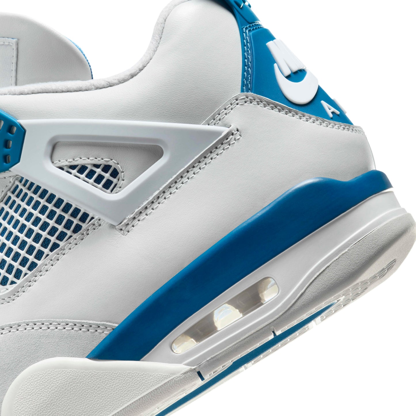 Air Jordan 4 OG “Military Blue” 2024 Retro