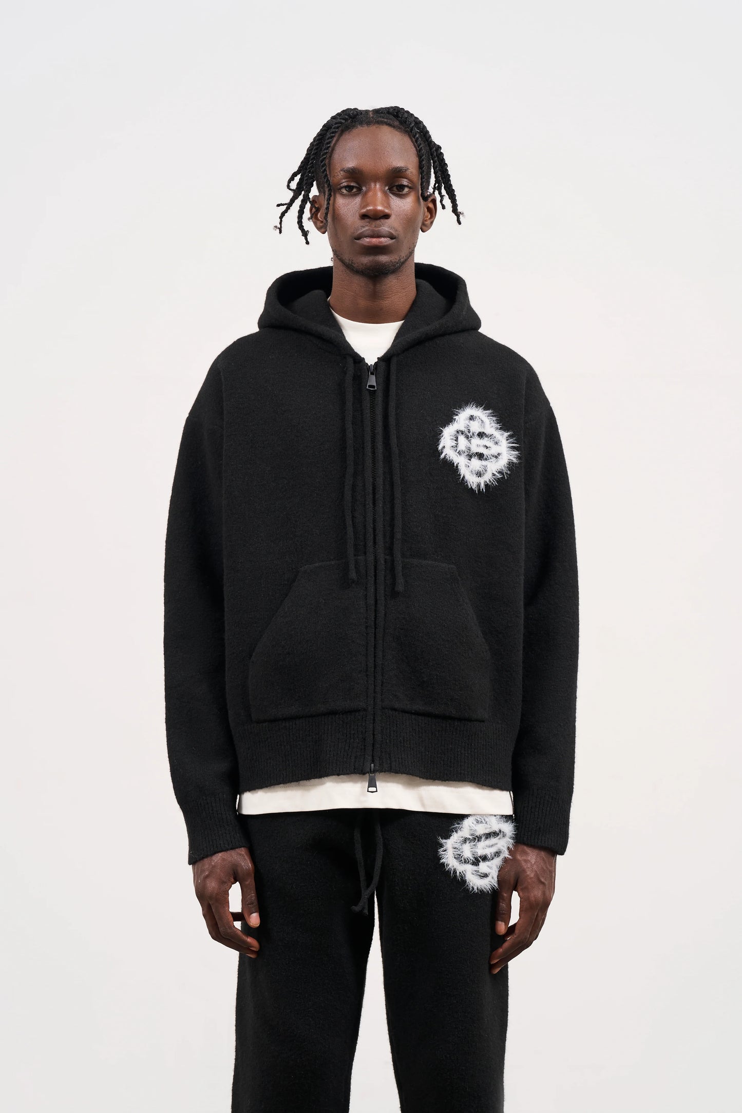 FLUFFY EMBLEM ZIP THROUGH KNITTED HOODIE