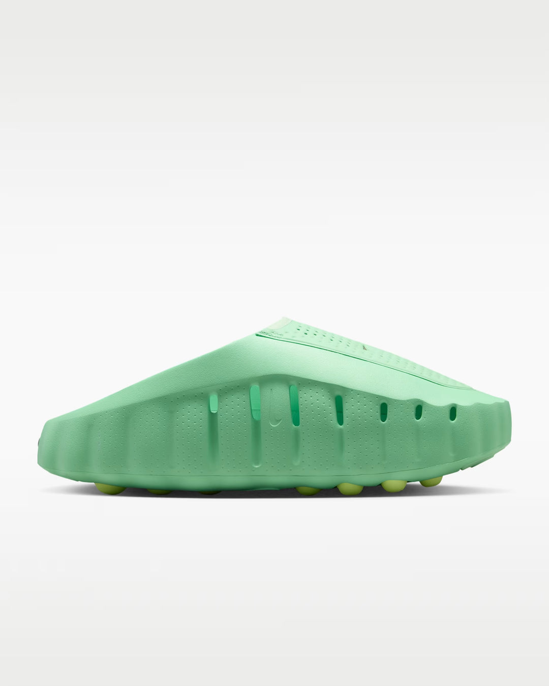 Nike Mind 001 Men's Pregame Mules Cucumber Calm/Black/Barely Volt