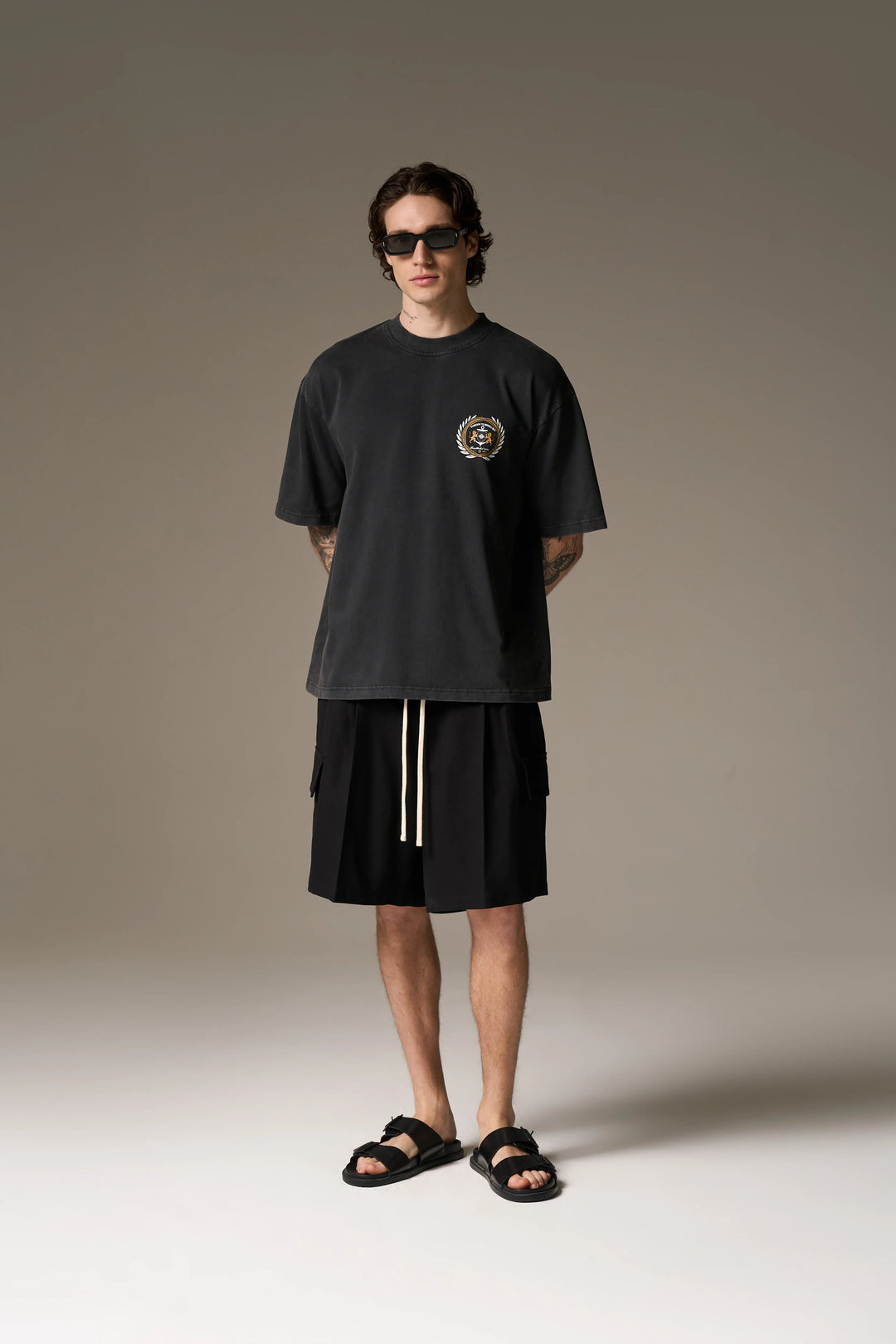 WIDE LEG SIDE POCKET SHORTS BLACK
