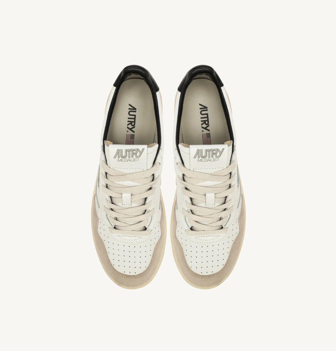 AUTRY SNEAKERS MEDALIST LOW SNEAKERS IN WHITE AND BLACK LEATHER AND SUEDE WITH LETTERING