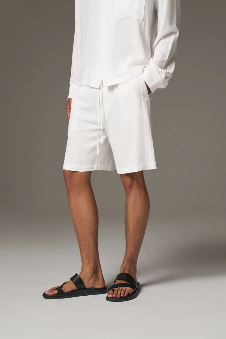 TEXTURED WOVEN SHORTS WHITE