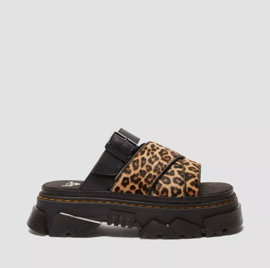 DR MARTENS