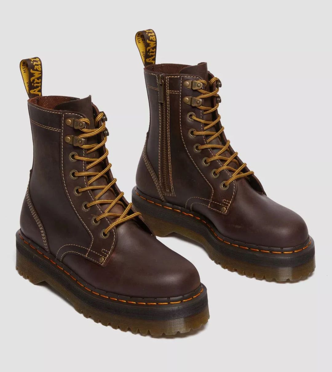 DR MARTENS